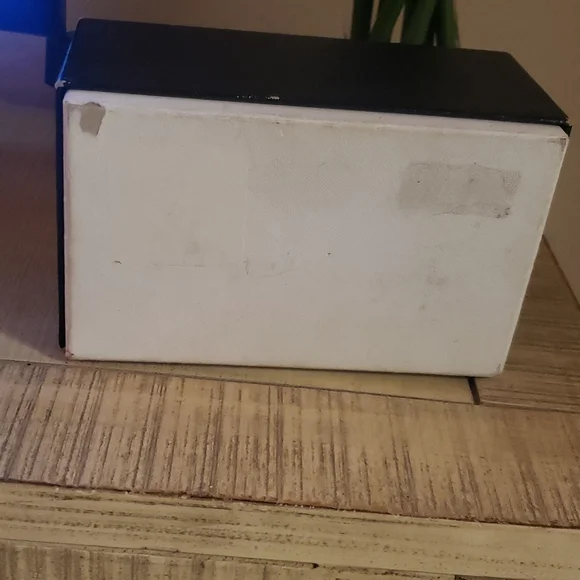 NWT⭐AUTHENTIC CHANEL⭐ Blue Jackie O style STUNNING SOPHISTICATED Sunglasses. - Picture 16 of 16